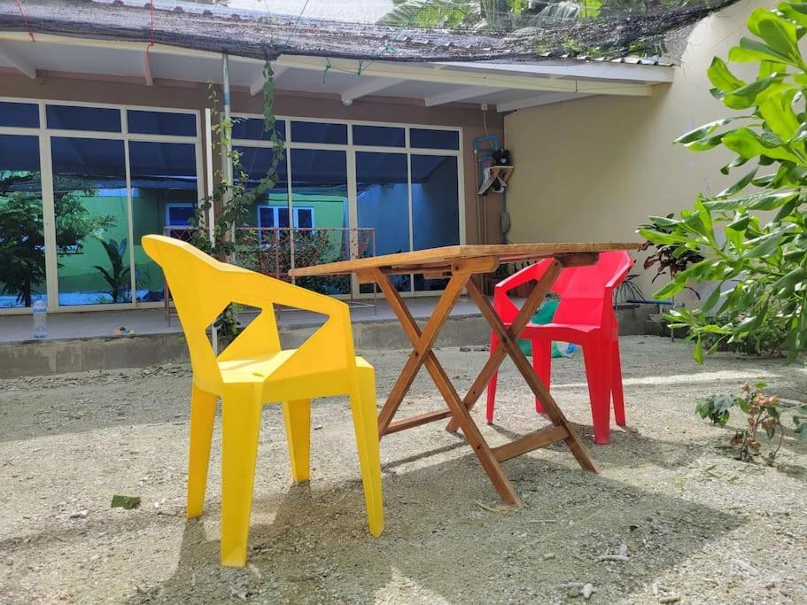 Ferienwohnung Lavender Seenu Feydhoo Addu City Exterior foto